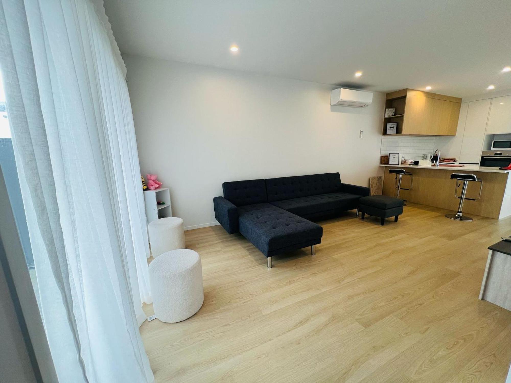 Central Modern 3-Bedroom,3- Bathroom House With Patio And Carpark- Lower Hutt City Centre 外观 照片