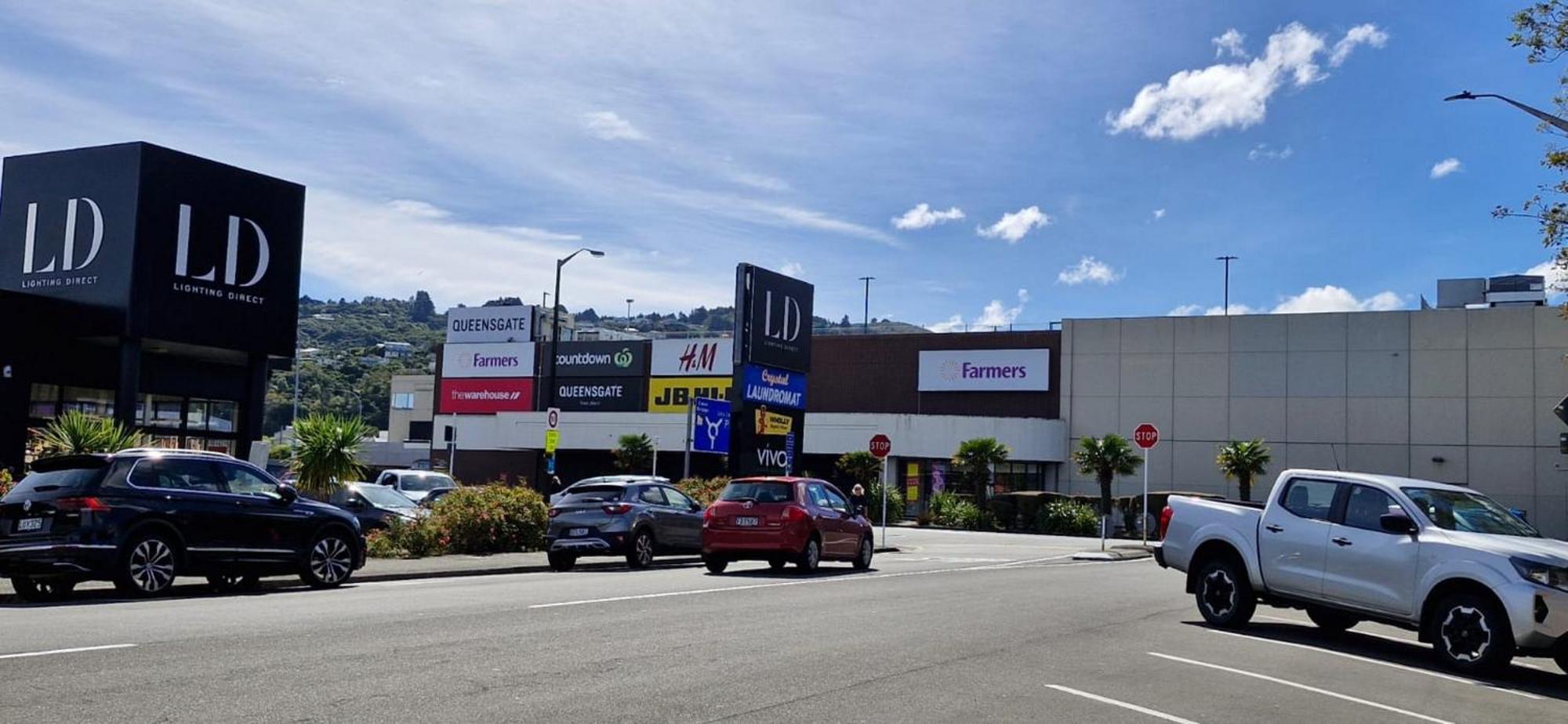 Central Modern 3-Bedroom,3- Bathroom House With Patio And Carpark- Lower Hutt City Centre 外观 照片
